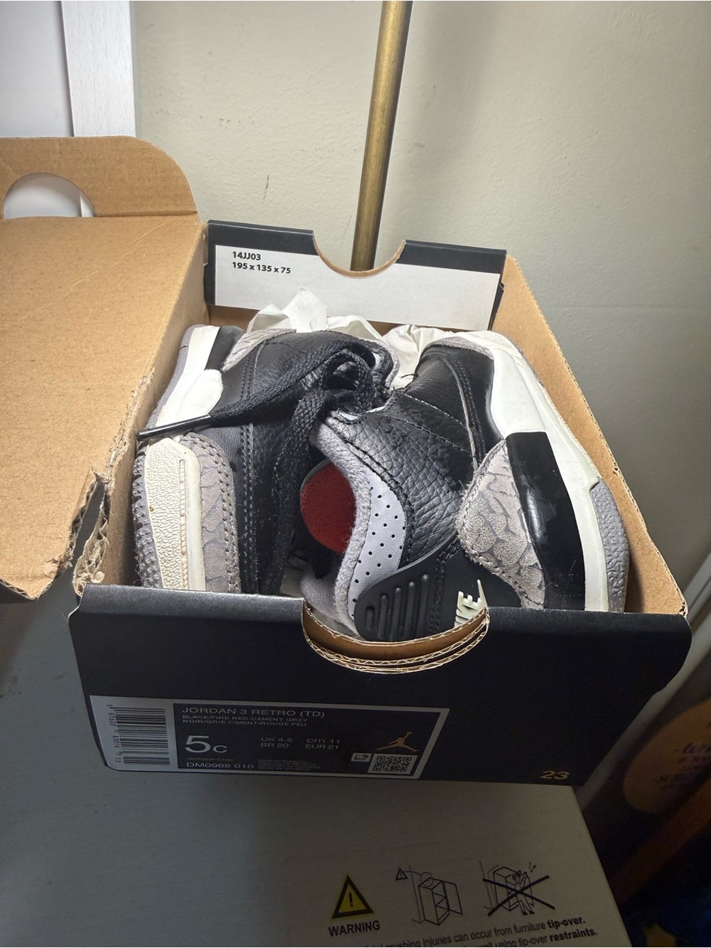 Jordan Toddlers Black Gray White Retro 3 Sneakers